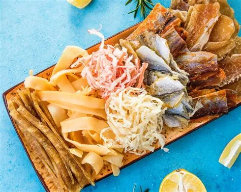  ¿Sabías que el Pescado Ahumado de Qinhuangdao combina sabores umami con una textura crujiente irresistible?